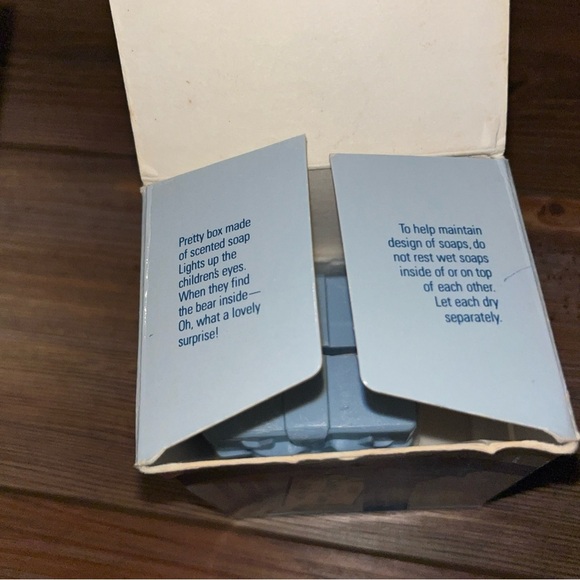 NIB Vintage Avon Bubbly Bear Soap In Soap With Box - Picture 3 of 7